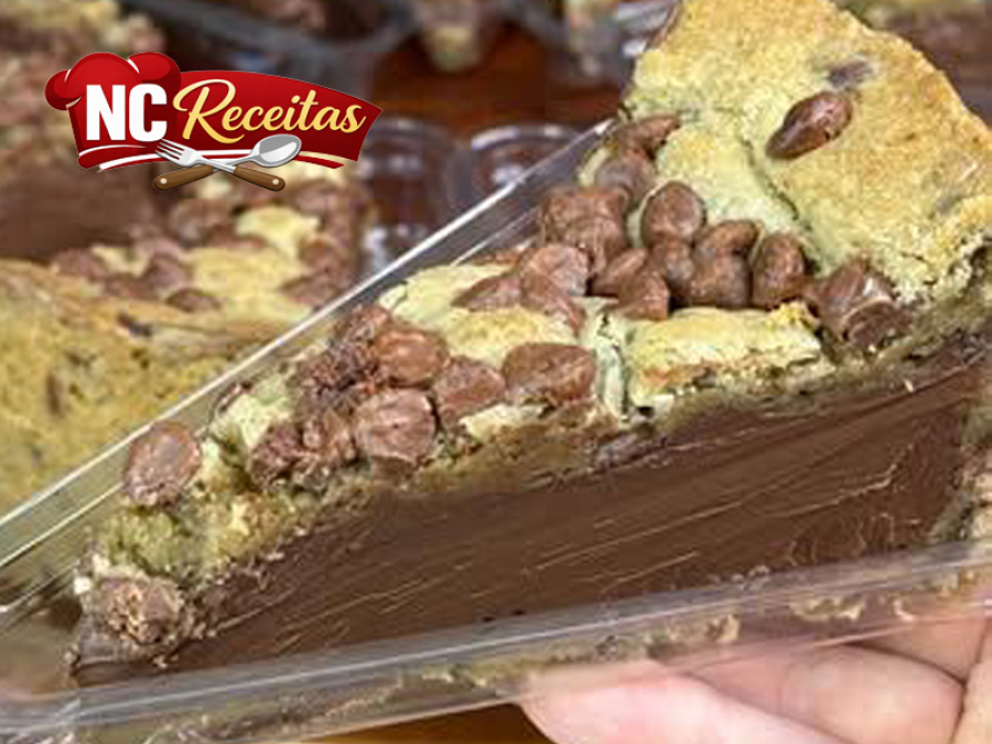 Torta Cookie de Chocolate com Recheio de Doce de Leite: sobremesa fácil, cremosa e perfeita para qualquer ocasião